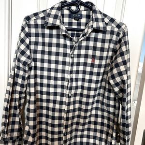 This Polo Ralph Lauren is like new! Only worn a few times.